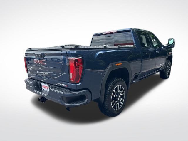 2023 GMC Sierra 2500HD 4WD Crew Cab Standard Bed AT4