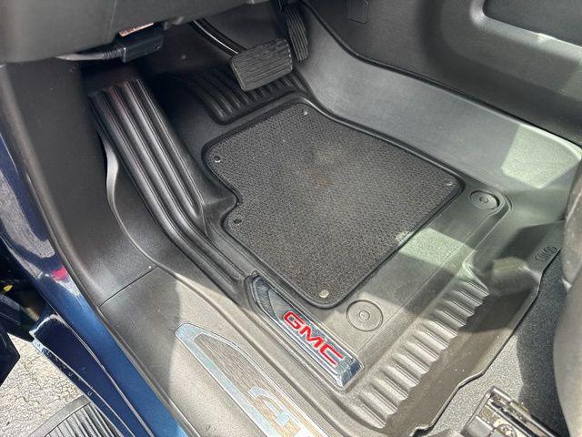 2023 GMC Sierra 2500HD 4WD Crew Cab Standard Bed AT4