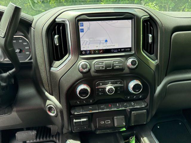 2023 GMC Sierra 2500HD 4WD Crew Cab Standard Bed AT4