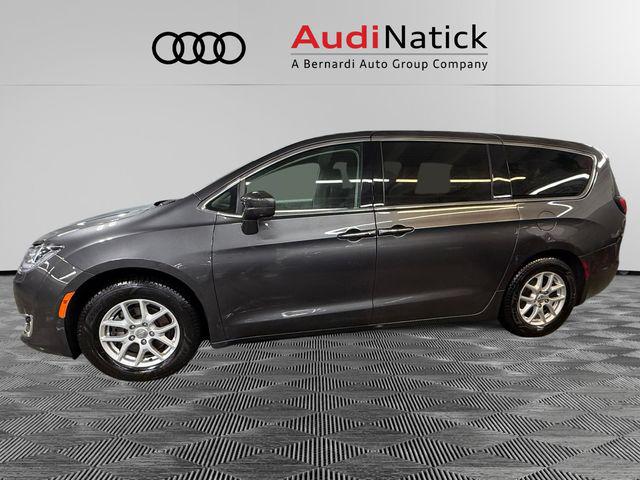 2020 Chrysler Pacifica Touring