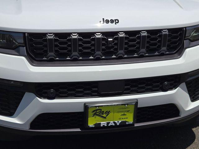 2026 Jeep Grand Cherokee L 85th Anniversary Edition