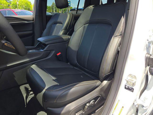 2026 Jeep Grand Cherokee L 85th Anniversary Edition