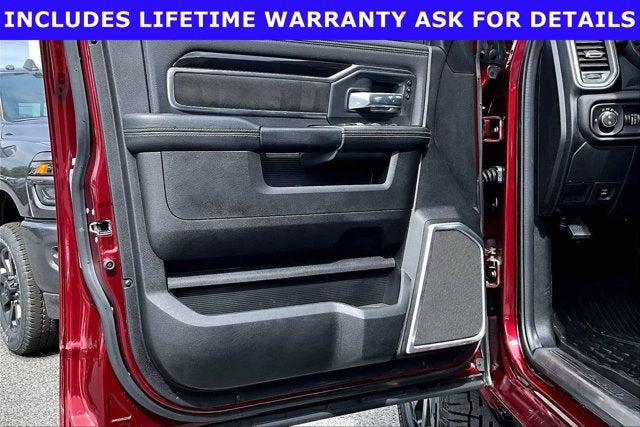 2021 Ram 3500 Laramie Crew Cab 4x4 8' Box