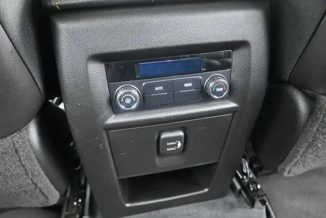 2021 Chevrolet Traverse FWD LT Leather