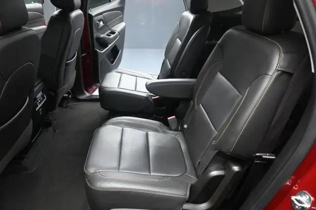 2021 Chevrolet Traverse FWD LT Leather