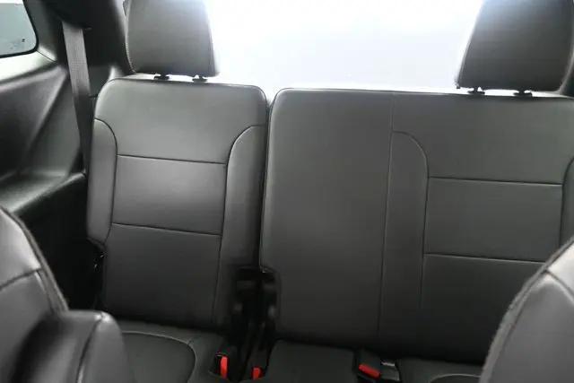 2021 Chevrolet Traverse FWD LT Leather