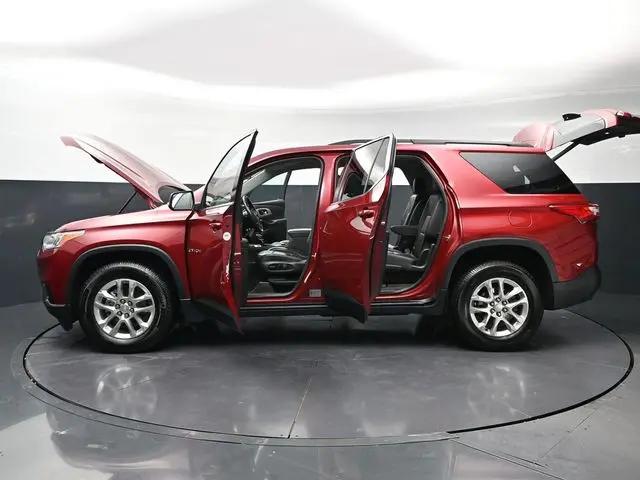 2021 Chevrolet Traverse FWD LT Leather