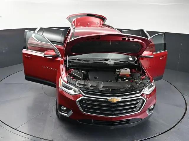 2021 Chevrolet Traverse FWD LT Leather