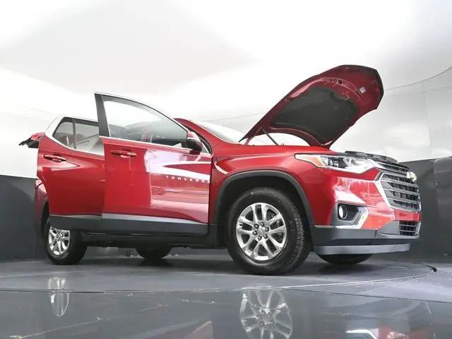 2021 Chevrolet Traverse FWD LT Leather