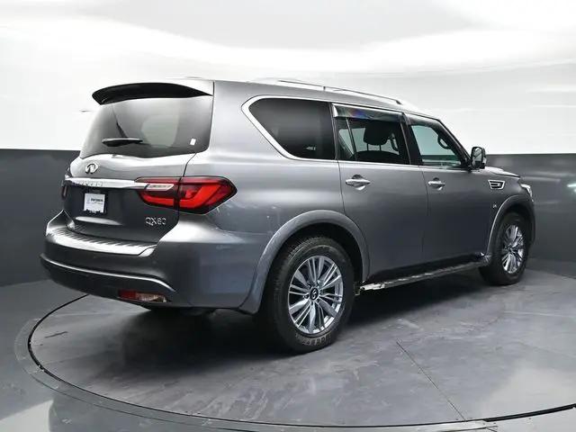 2018 INFINITI QX80 Standard