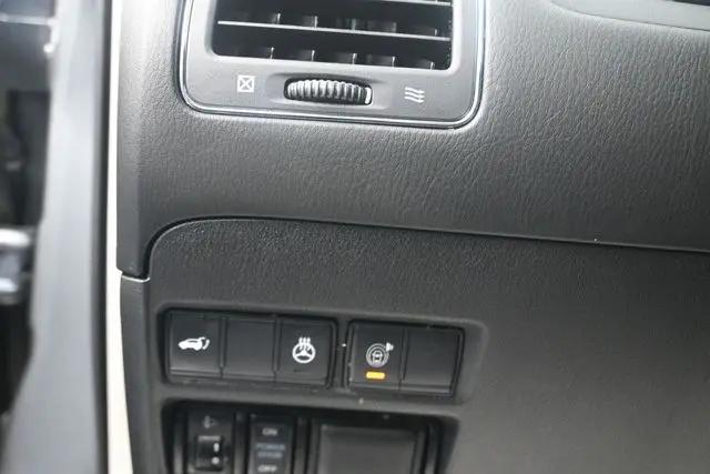2018 INFINITI QX80 Standard