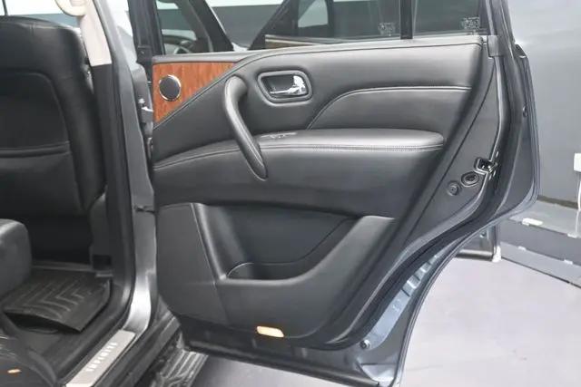 2018 INFINITI QX80 Standard