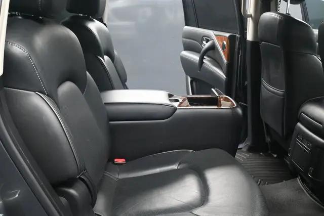 2018 INFINITI QX80 Standard