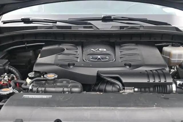 2018 INFINITI QX80 Standard