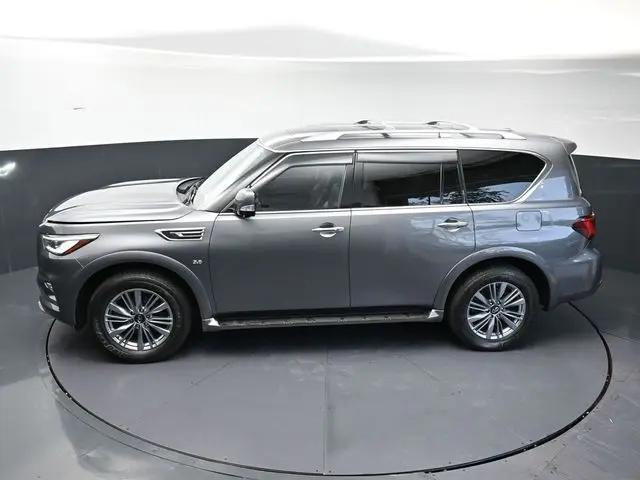 2018 INFINITI QX80 Standard