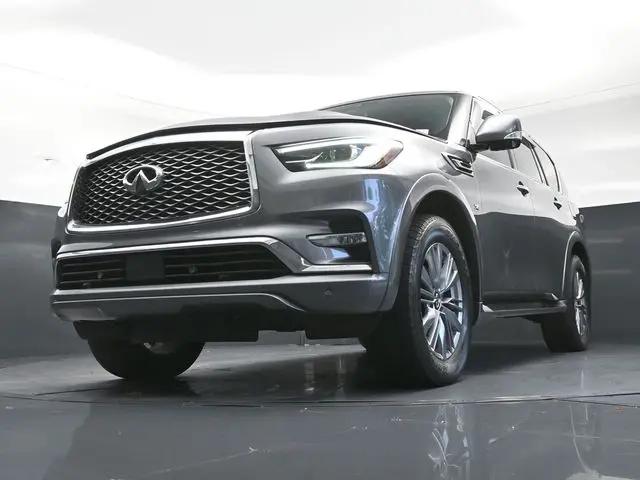 2018 INFINITI QX80 Standard