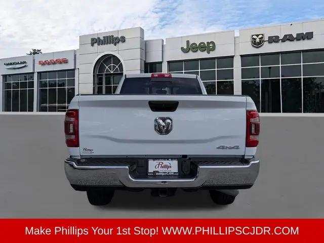 2024 Ram 3500 Tradesman Crew Cab 4x4 6'4" Box