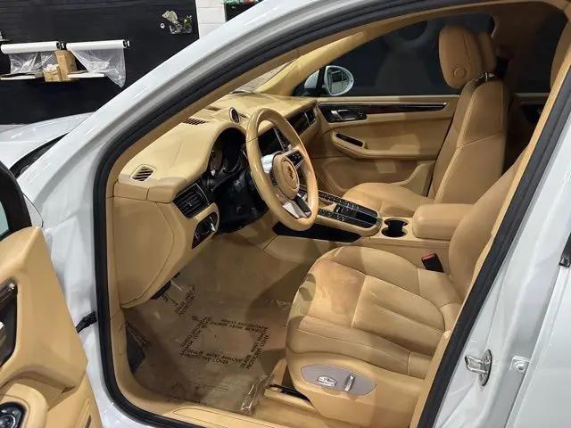 2017 Porsche Macan Macan