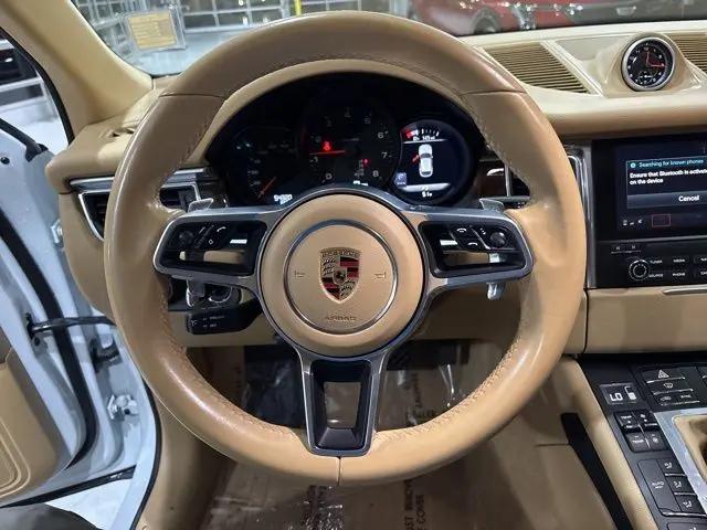 2017 Porsche Macan Macan