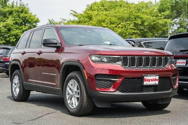 2025 Jeep Grand Cherokee Laredo X 4x4 2025 Jeep Grand Cherokee Laredo X 4x4