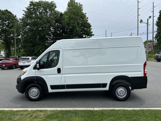 2025 Ram ProMaster 2500 Cargo Van Tradesman High Roof 136" WB w/Pass Seat