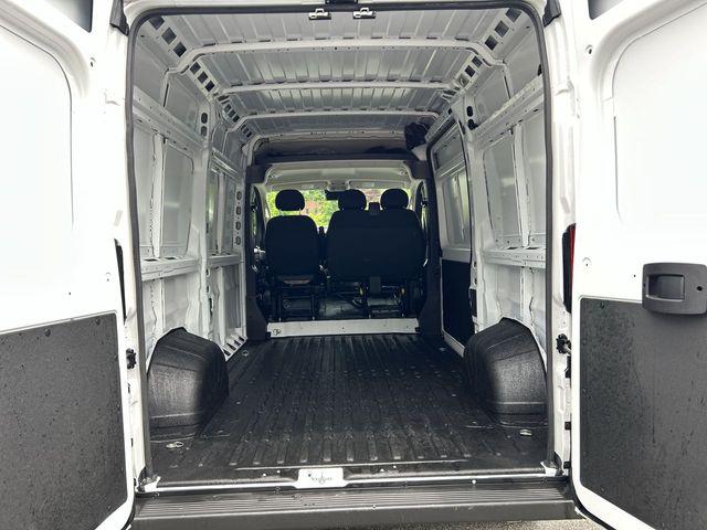 2025 Ram ProMaster 2500 Cargo Van Tradesman High Roof 136" WB w/Pass Seat