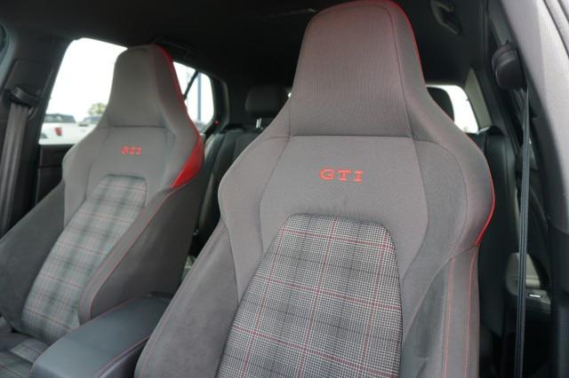 2024 Volkswagen Golf GTI 2.0T S