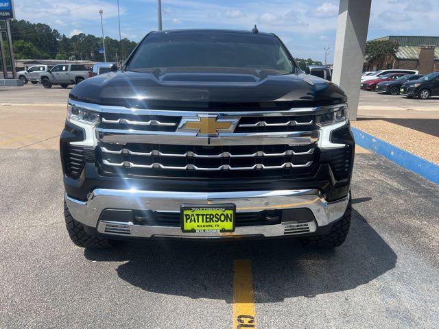 2022 Chevrolet Silverado 1500 4WD Crew Cab Short Bed LTZ