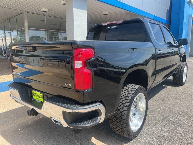 2022 Chevrolet Silverado 1500 4WD Crew Cab Short Bed LTZ