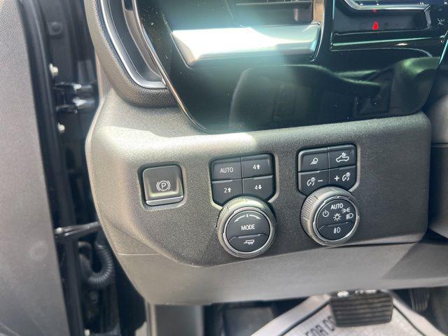 2022 Chevrolet Silverado 1500 4WD Crew Cab Short Bed LTZ