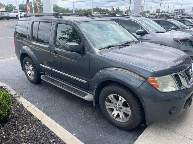 2011 Nissan Pathfinder Silver