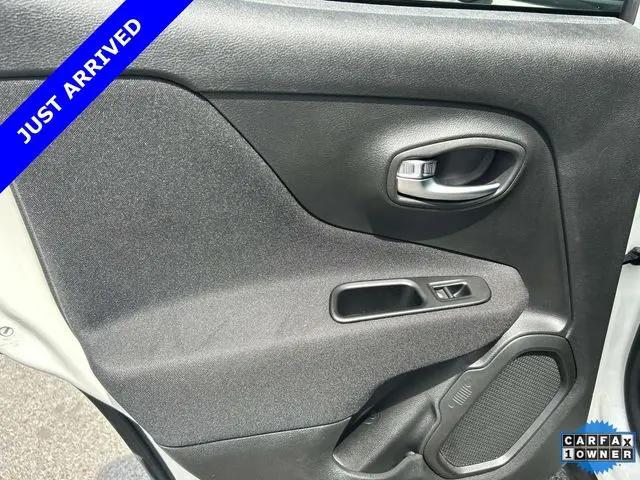 2021 Jeep Renegade Latitude FWD