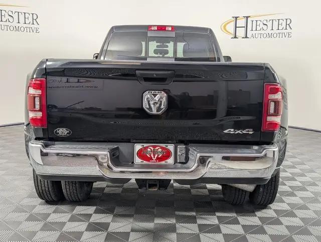 2020 Ram 3500 Tradesman Crew Cab 4x4 8' Box