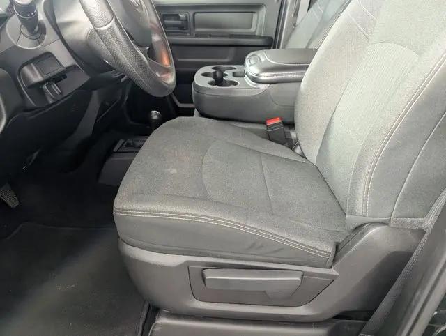 2020 Ram 3500 Tradesman Crew Cab 4x4 8' Box