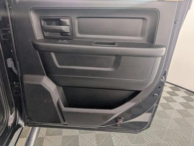 2020 Ram 3500 Tradesman Crew Cab 4x4 8' Box