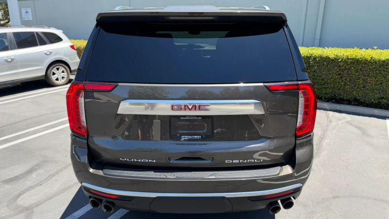 2021 GMC Yukon 4WD Denali