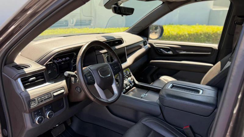 2021 GMC Yukon 4WD Denali