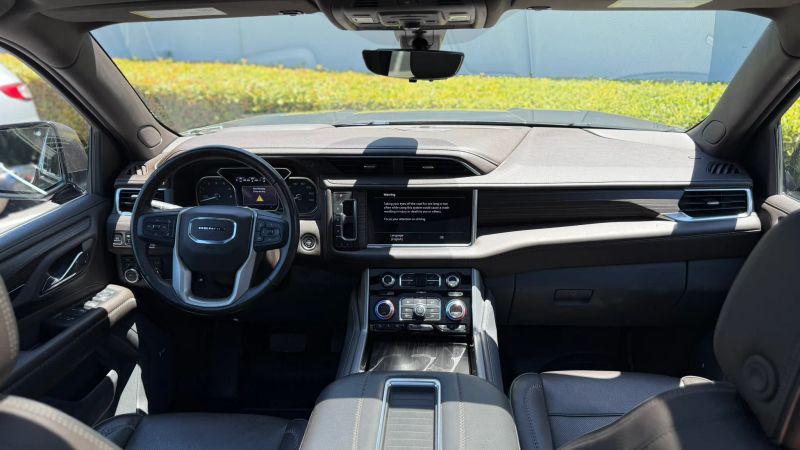 2021 GMC Yukon 4WD Denali