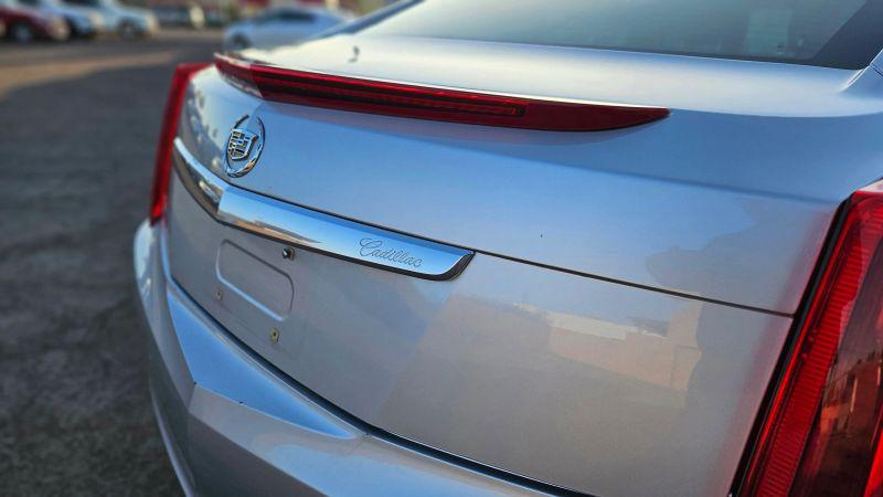 2013 Cadillac XTS Standard