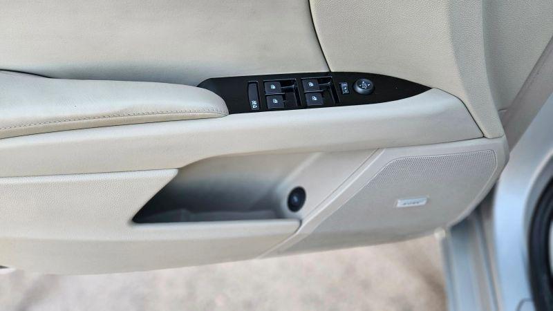 2013 Cadillac XTS Standard