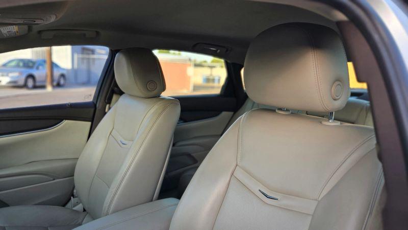 2013 Cadillac XTS Standard