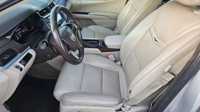 2013 Cadillac XTS Standard