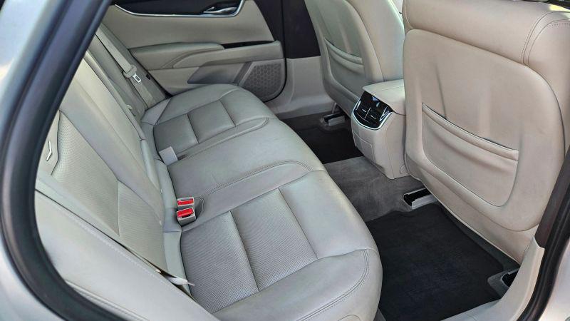 2013 Cadillac XTS Standard