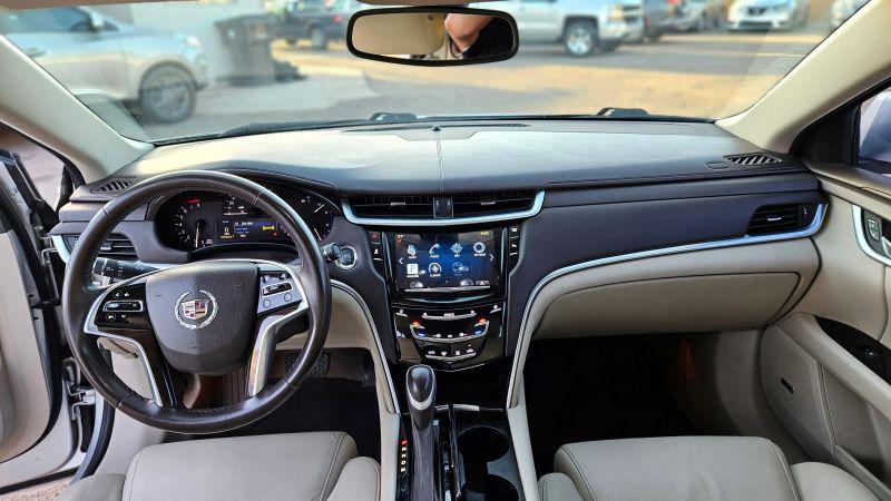 2013 Cadillac XTS Standard
