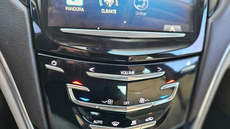 2013 Cadillac XTS Standard