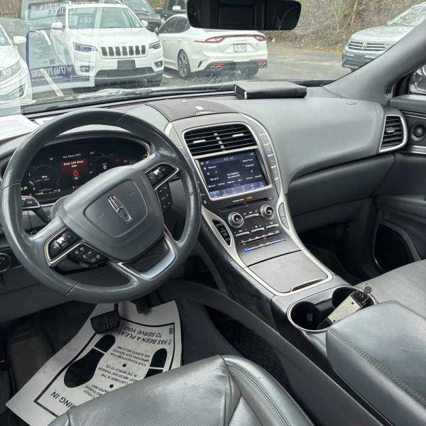 2019 Lincoln Nautilus Reserve