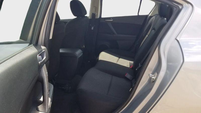 2013 Mazda Mazda3 i Touring