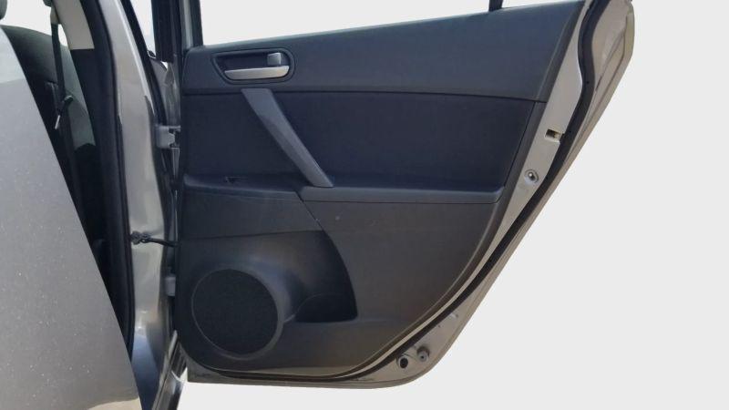 2013 Mazda Mazda3 i Touring