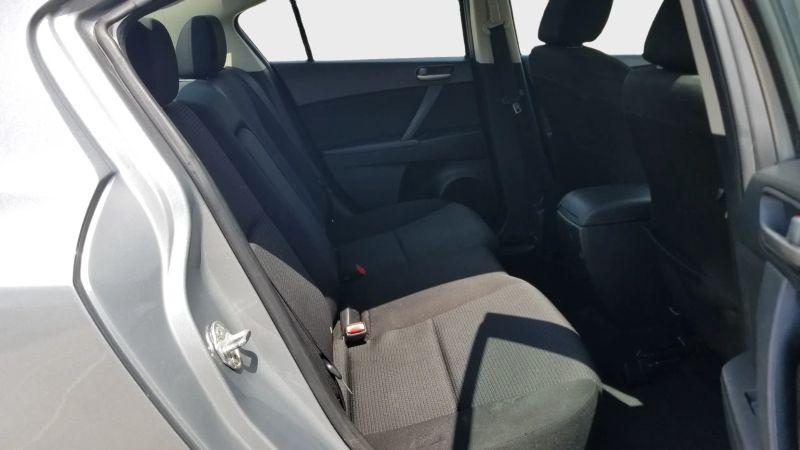 2013 Mazda Mazda3 i Touring