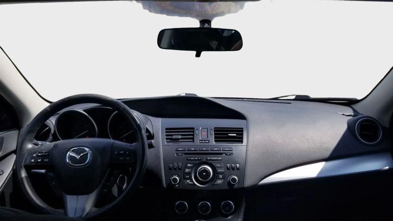 2013 Mazda Mazda3 i Touring